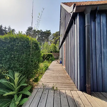 Feriehus Pommernhaus Charmantes Colonistenhaus, Kamin, Ruderboot Vorsee